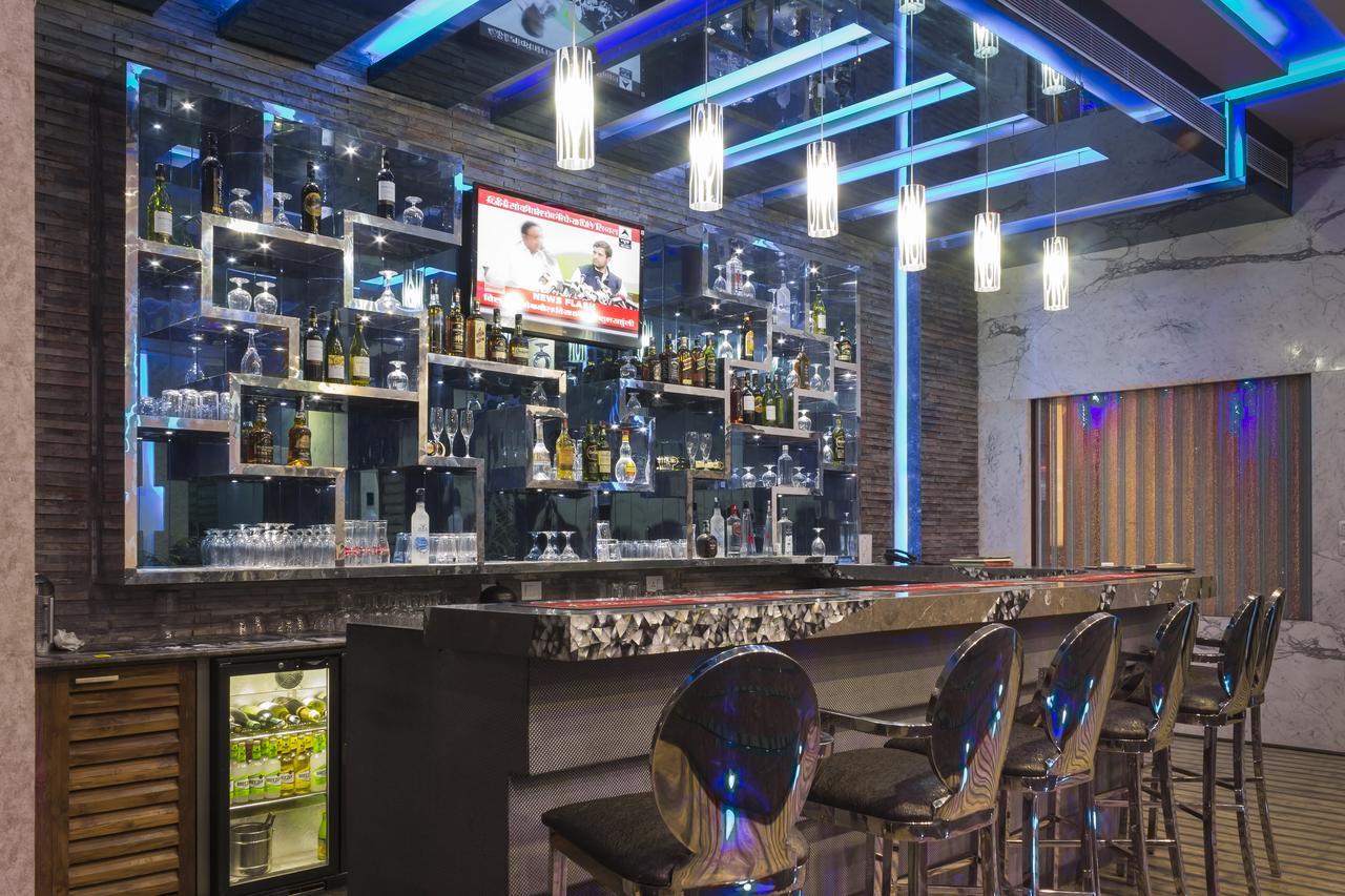 Club Florence Gurgaon Exterior foto