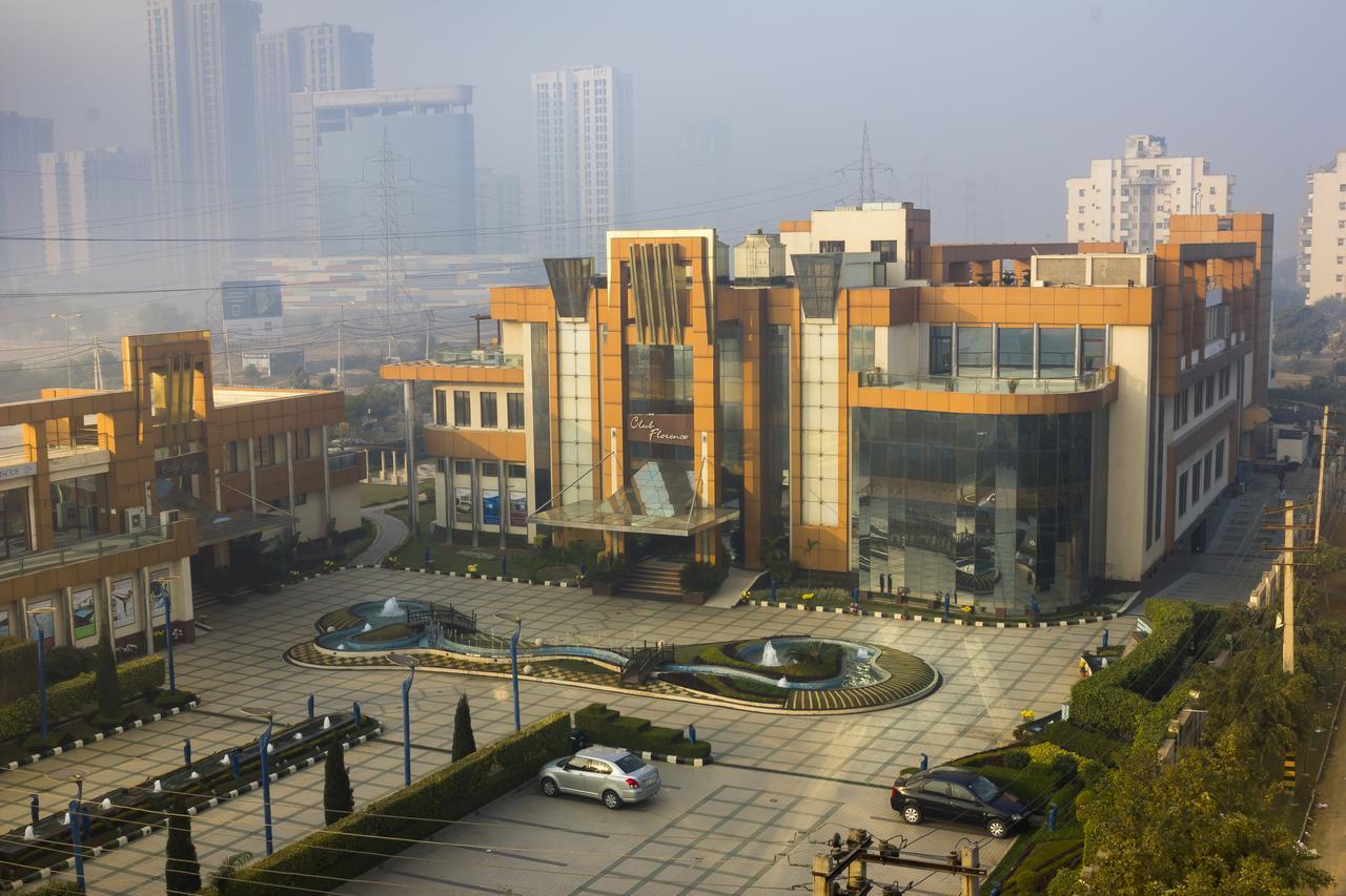 Club Florence Gurgaon Exterior foto
