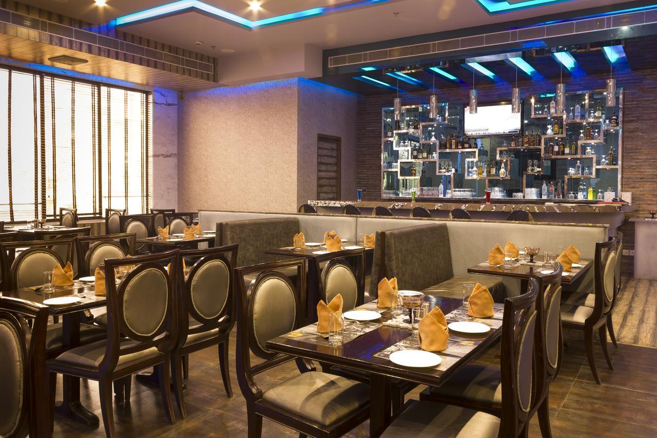 Club Florence Gurgaon Exterior foto